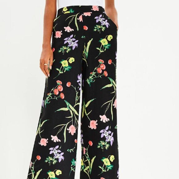 LOFT Fluid Wide Leg Pants in Garden Linen Blend - Picture 2 of 3